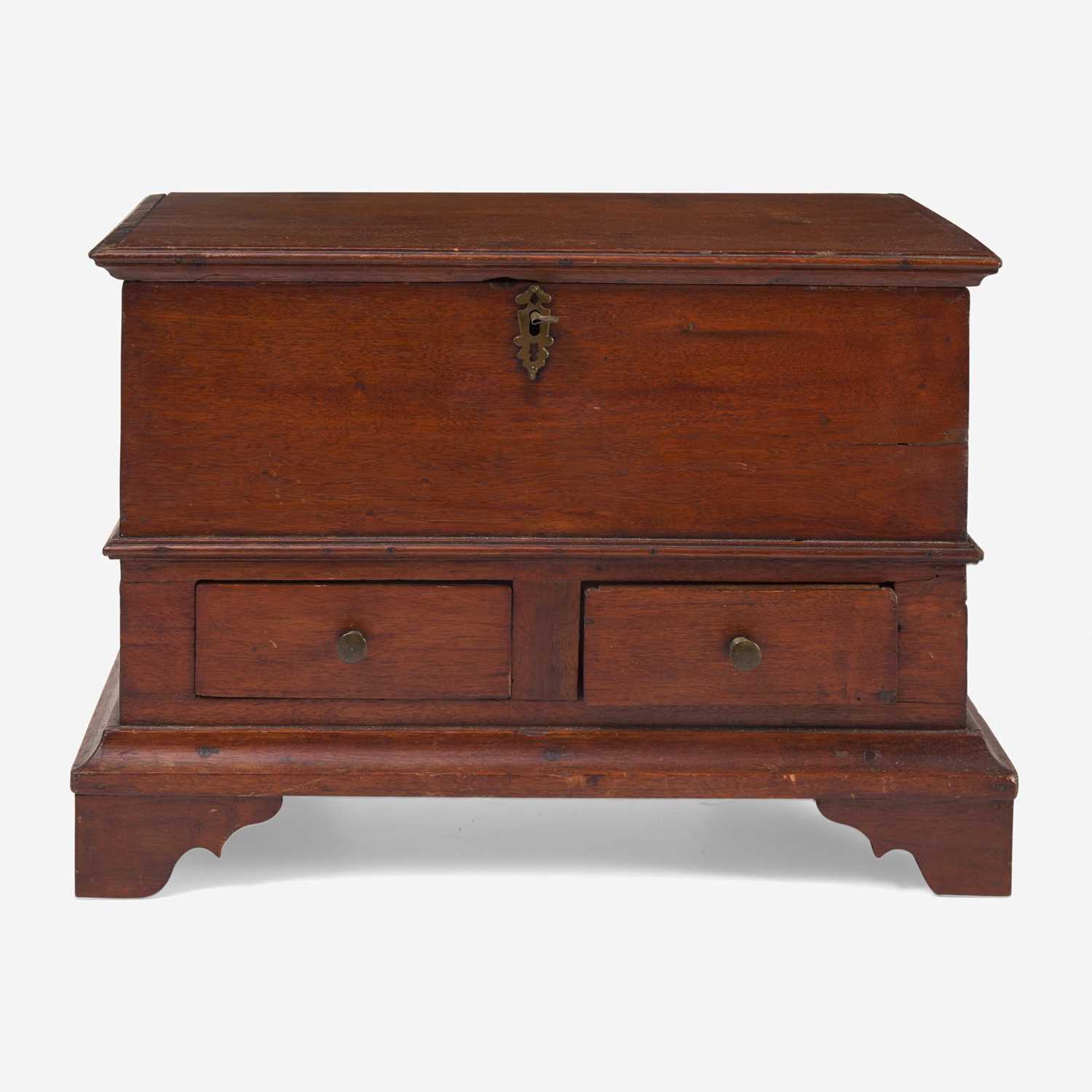 chippendale blanket chest