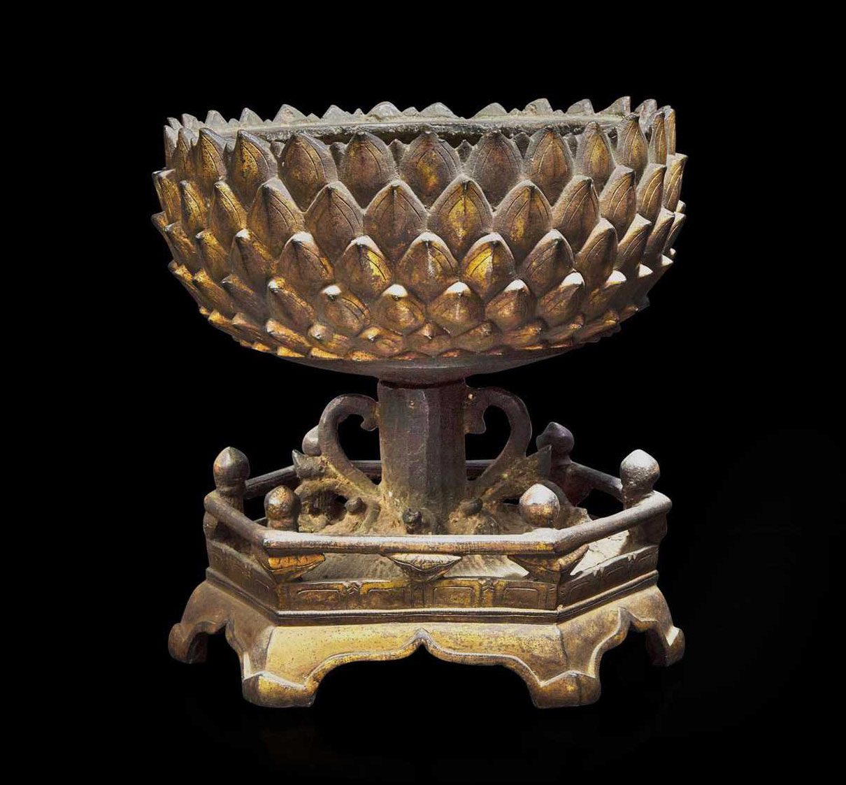 chinese gilt bronze lotus-form pedestal stand