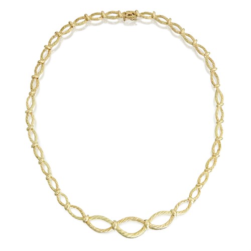Lot 42 - An eighteen karat gold necklace, Tiffany & Co.