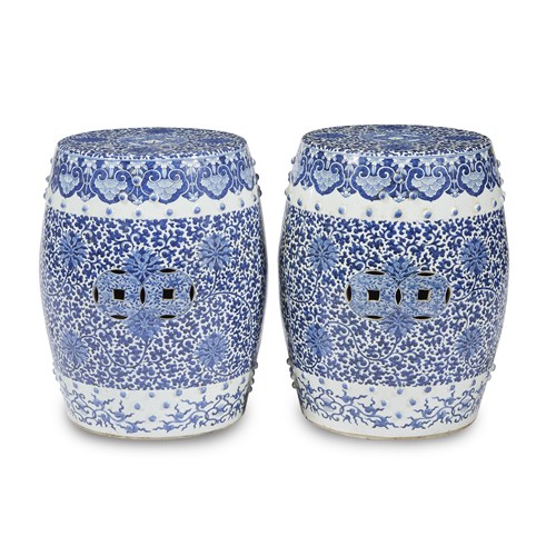 Lot 194 - A pair of Chinese blue and white porcelain garden seats