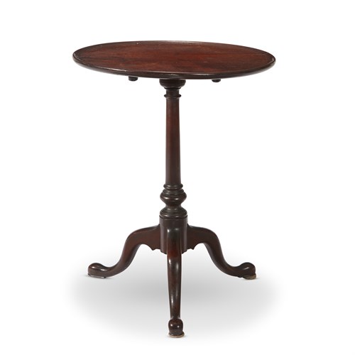 Lot 86 - Queen Anne mahogany candlestand