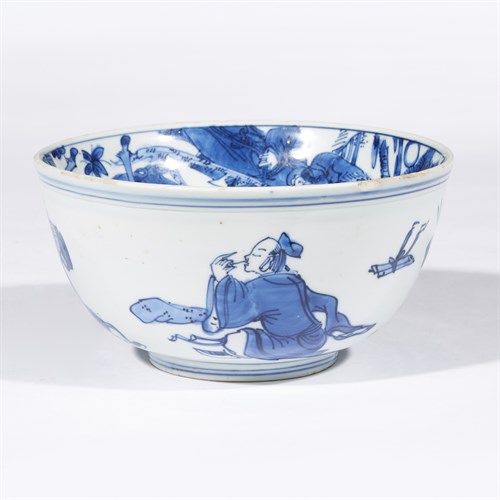 Lot 80 - A rare Chinese blue and white porcelain warming bowl