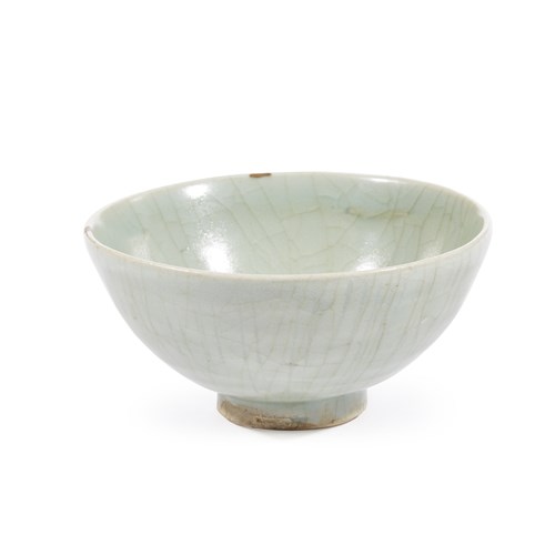 Lot 51 - A Chinese celadon-glazed small bowl