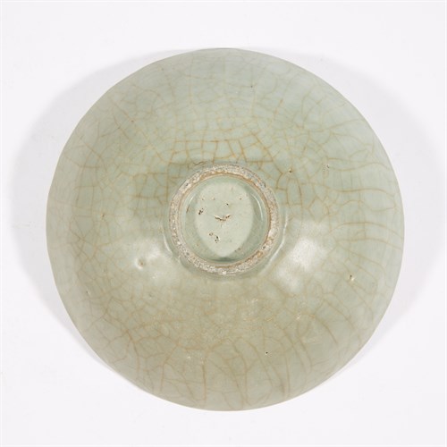 Lot 47 - A Chinese longquan "Guan"-type celadon-glazed "Lotus" bowl