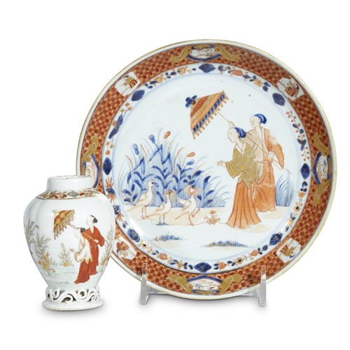 Lot 65 - A Chinese export porcelain Imari 'Pronk Dame au Parasol' shallow bowl, and a similar famille verte tea caddy