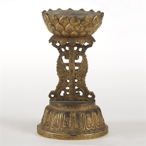 Lot 168 - A Chinese gilt bronze altar stand