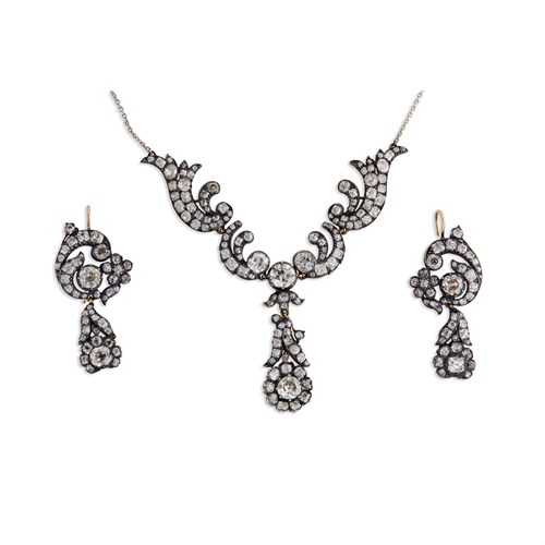 Lot 162 - An antique diamond necklace and pendant earrings