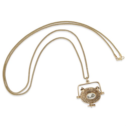 Lot 30 - A fourteen karat gold Nantucket basket pendant and chain