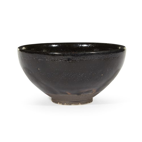 Lot 28 - A Chinese Cizhou "oil spot" bowl