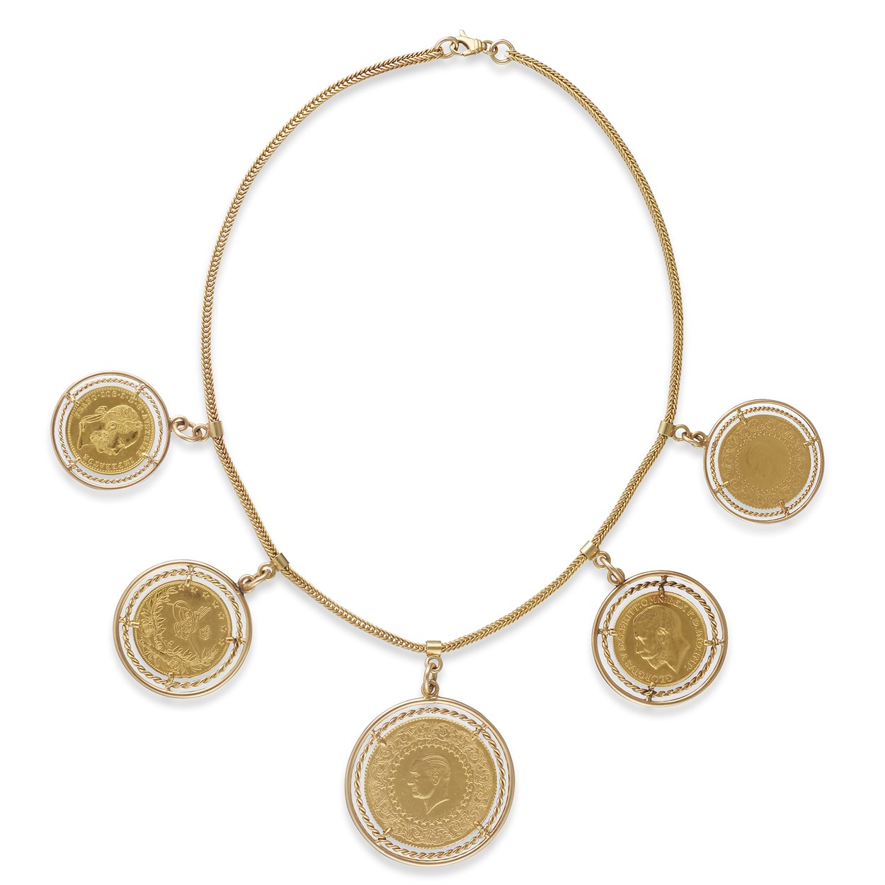Lot 104 - An eighteen karat gold coin necklace