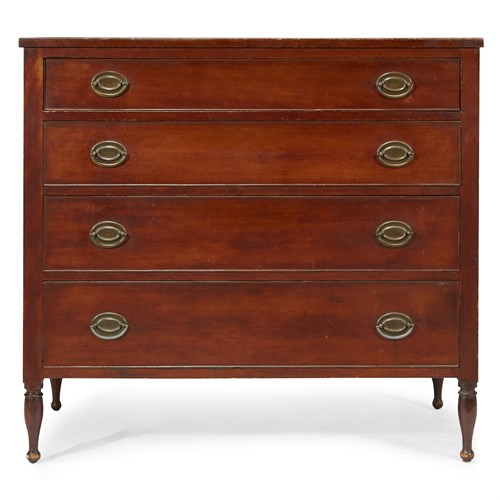 Lot 26 - Federal maple chest of drawers