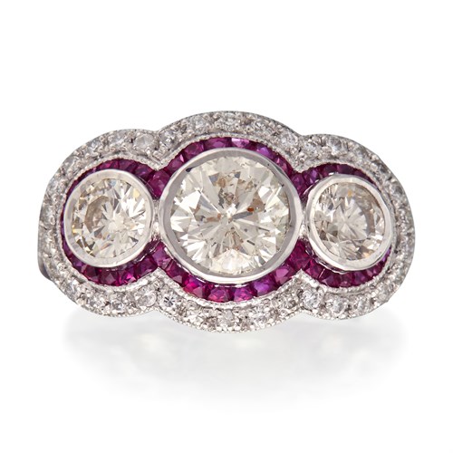 Lot 157 - A diamond, ruby, and platinum ring