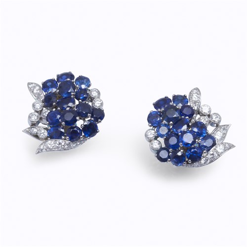 Lot 84 - A pair of sapphire, diamond, and platinum earrings
