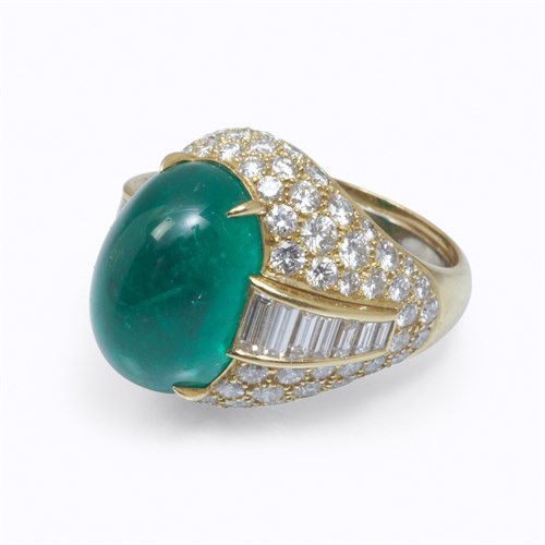 Lot 22 - An emerald, diamond, and eighteen karat gold ring, David Webb