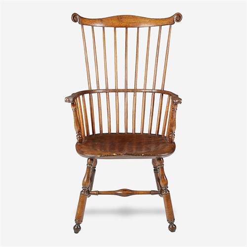 Lot 81 - A comb-back Windsor chair
