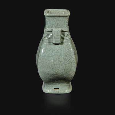 Lot 14 - A Chinese "Guan"-type glazed vase, Fang Hu