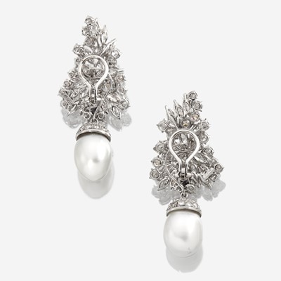 Lot 83 - A pair of diamond, South Sea cultured pearl, and platinum earrings