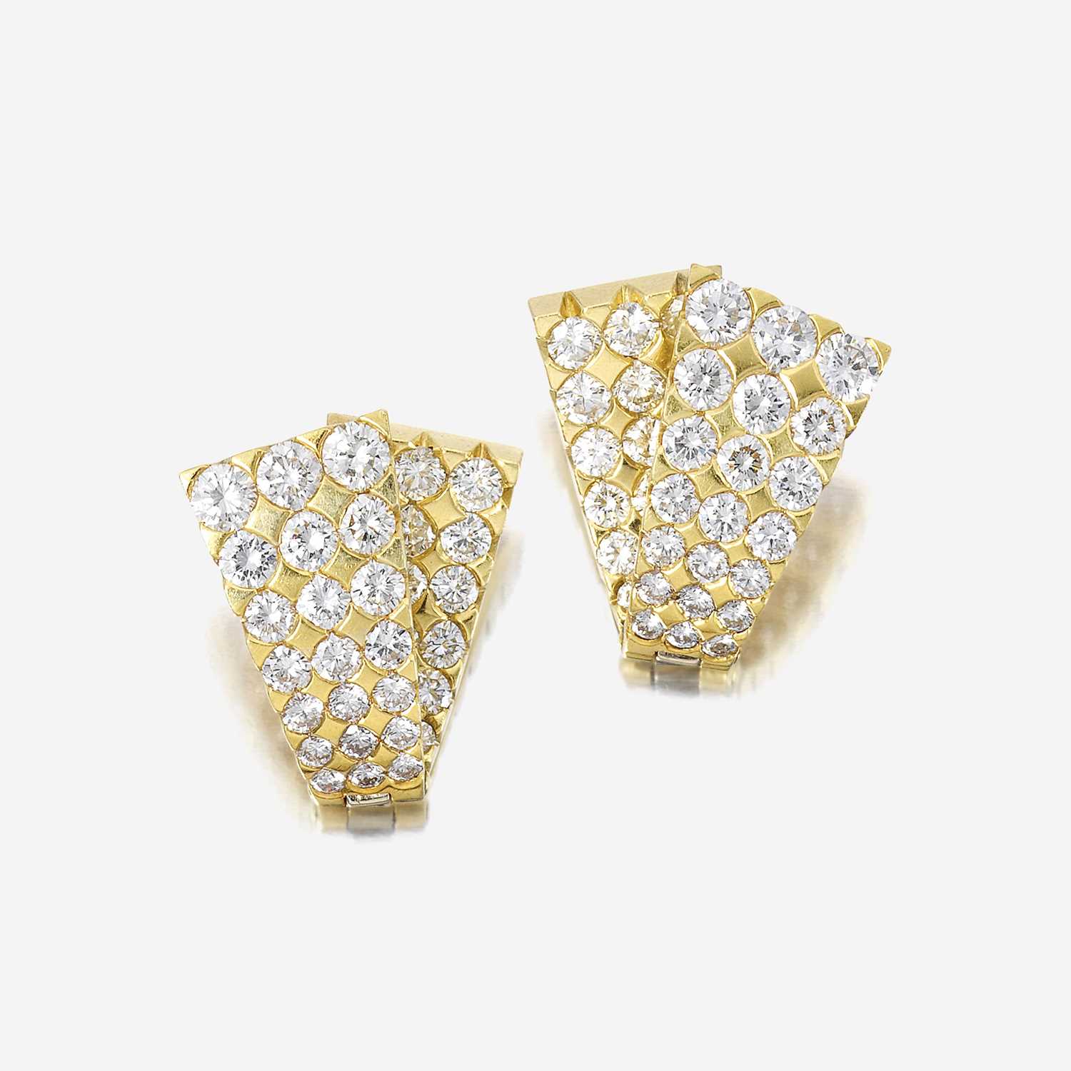 Lot 79 - A pair of diamond and eighteen karat gold earrings