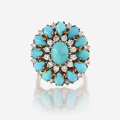 Lot 35 - A turquoise, diamond, and eighteen karat gold ring