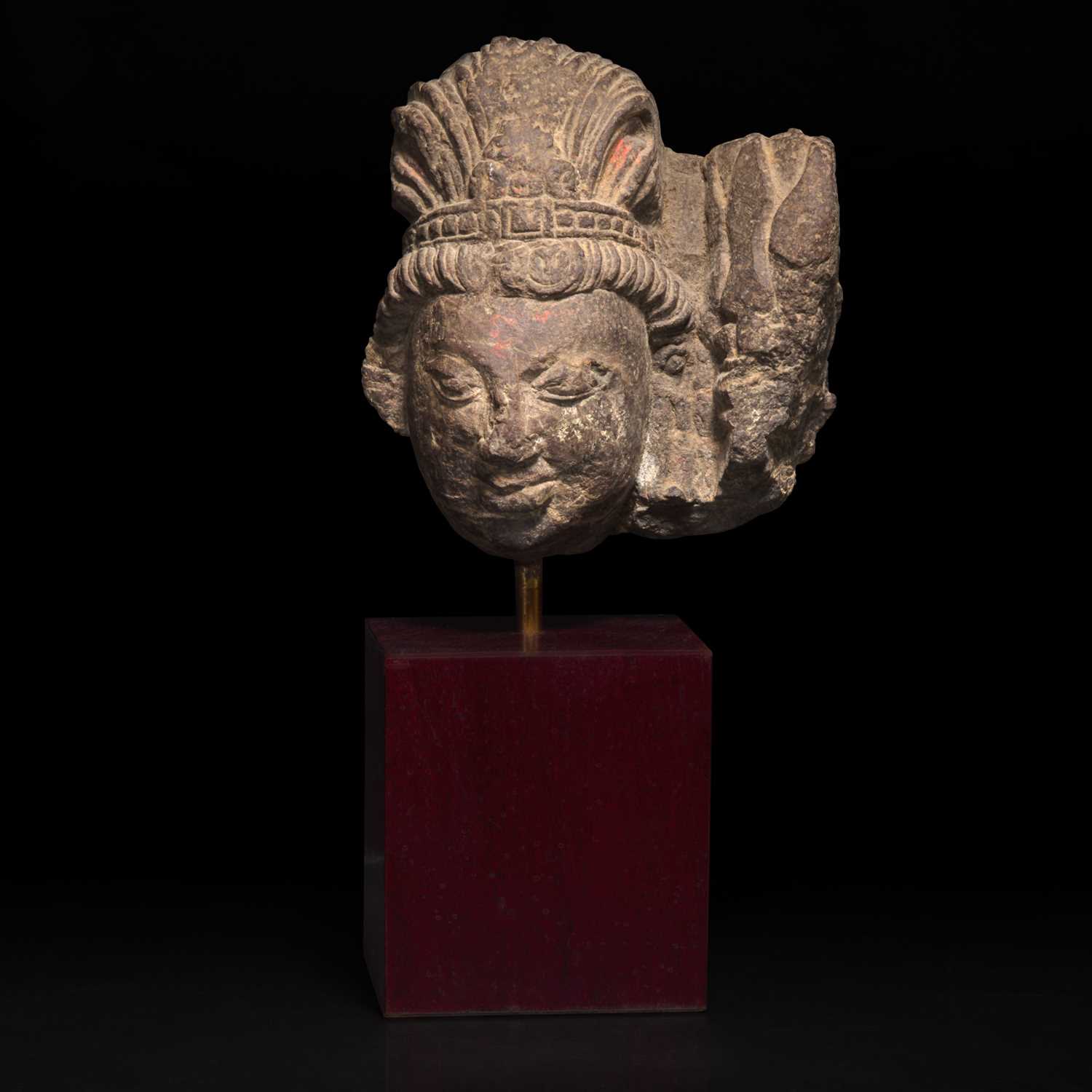 Lot 155 - A carved stone head, possibly Shiva 石雕佛首, 或湿婆神