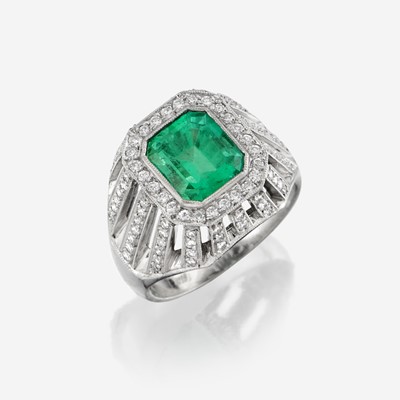 Lot 53 - An emerald, diamond, and platinum ring, Fratelli Piccini