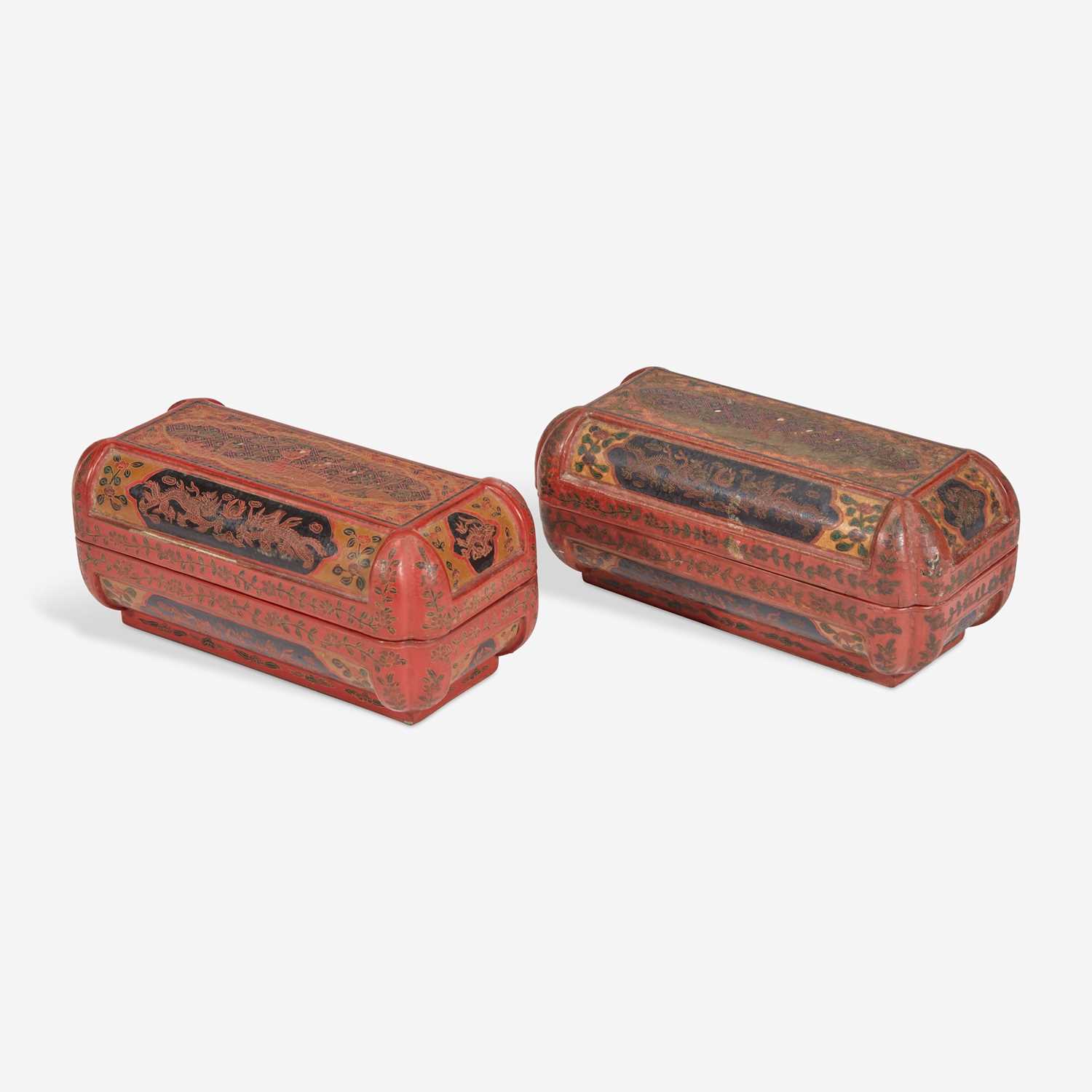 Lot 44 - An associated pair of Chinese incised lacquer boxes 戗金漆盒一对