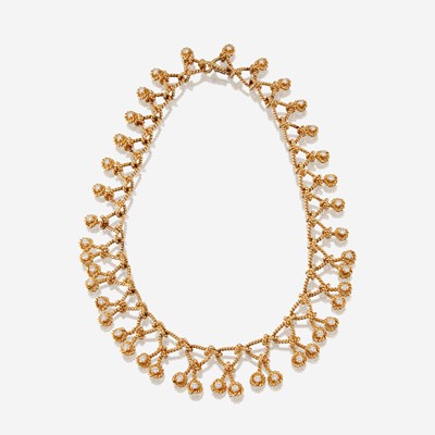 Lot 30 - An eighteen karat gold and diamond necklace, Verdura