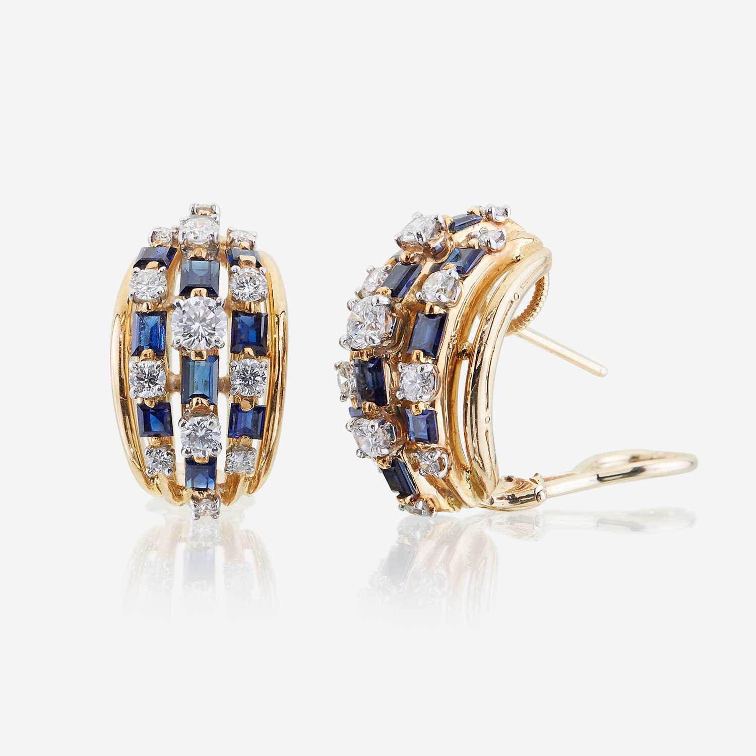 Lot 31 - A pair of sapphire, diamond, eighteen karat gold, and platinum earrings, Oscar Heyman