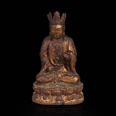 Lot 2 - A Chinese gilt and painted lacquered wood figure of Avalokiteshvara 漆金观音木造像