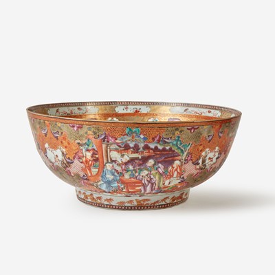 Lot 97 - A Large Chinese Export Porcelain Punch Bowl