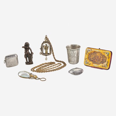 Lot 25 - A Collection of Curiosities*