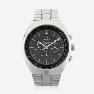 Lot 167 - A stainless steel chronograph sports wristwatch, Omega Speedmaster