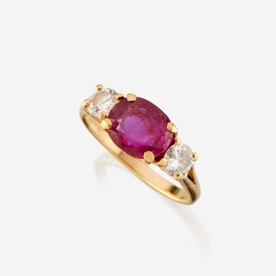 Lot 3 - A ruby, diamond, and gold ring