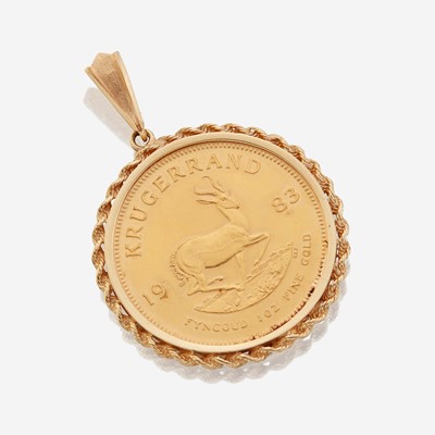 Lot 82 - A gold coin pendant