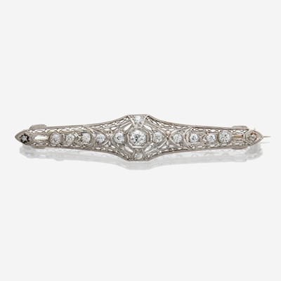 Lot 41 - A white gold and diamond brooch
