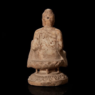 Lot 99 - A Chinese carved white marble figure of Buddha seated
