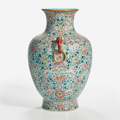 Lot 64 - A Chinese famille rose turquoise-ground porcelain vase