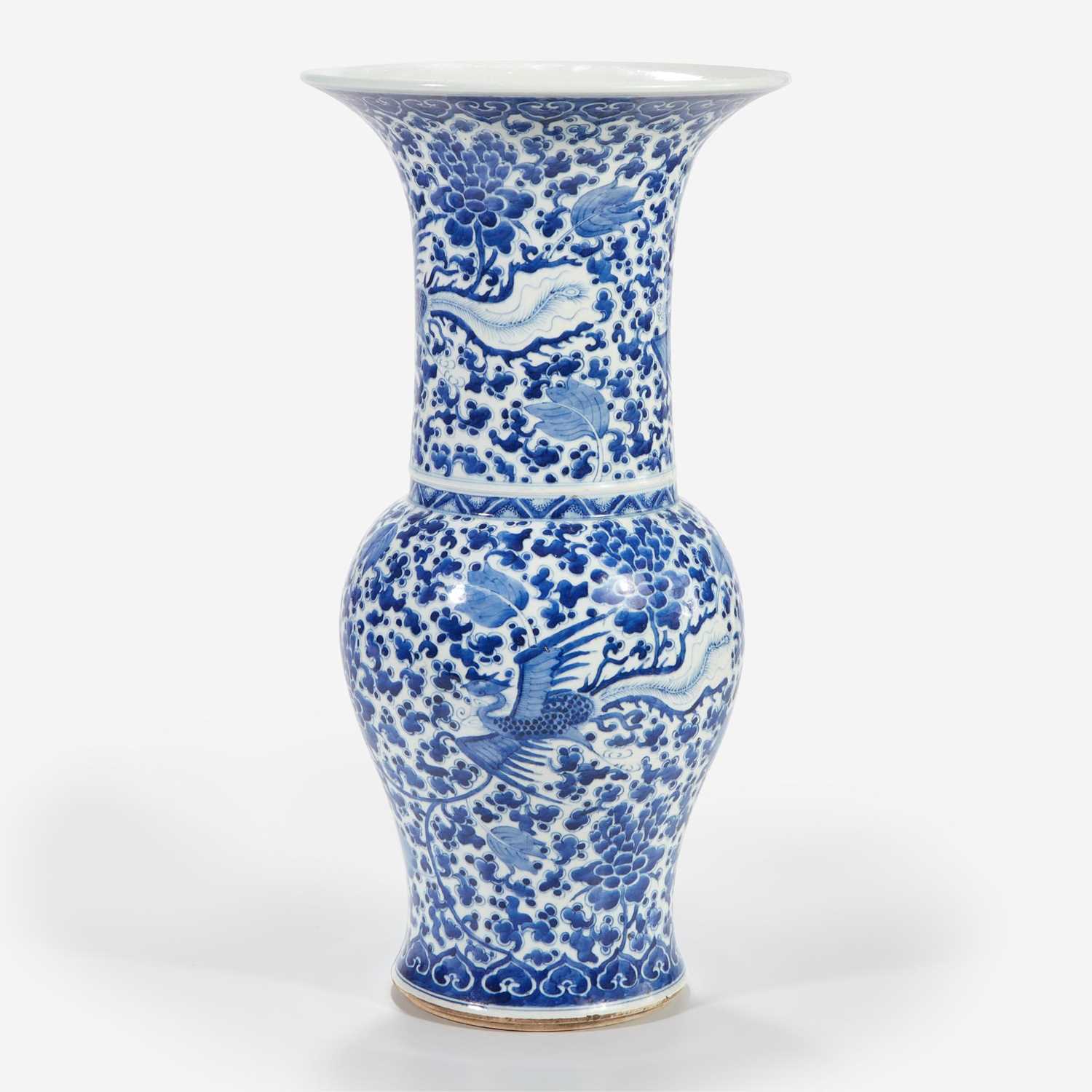 Lot 77 - A Chinese blue and white porcelain "phoenix-tail" vase