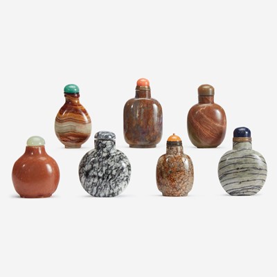 Lot 172 - An assorted group of seven Chinese hardstone snuff bottles