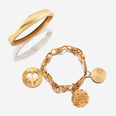 Lot 68 - Two gold bracelets
