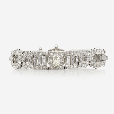 Lot 94 - An Art Deco platinum and diamond bracelet