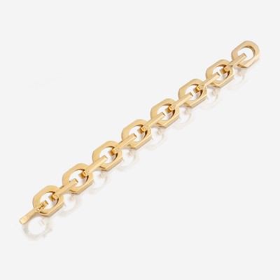 Lot 63 - A gold bracelet, Hermès