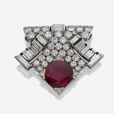 Lot 103 - An Art Deco ruby, diamond, and platinum dress clip, Cartier