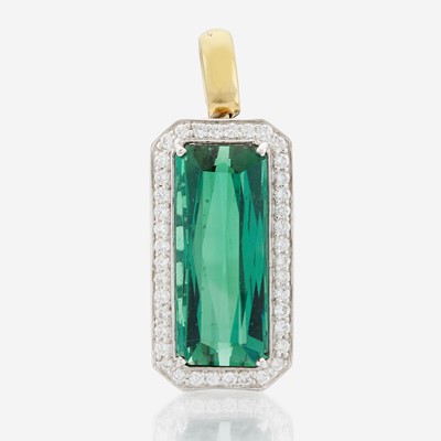 Lot 118 - A green tourmaline, diamond, and bicolor gold pendant