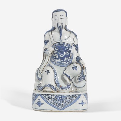 Lot 22 - A Chinese blue and white porcelain figure of Xuanwu 玄武大帝青花瓷像
