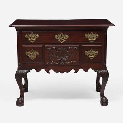 Lot 92 - A Chippendale carved mahogany dressing table