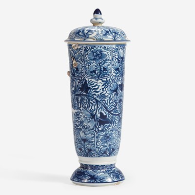 Lot 31 - A Chinese blue and white porcelain beaker vase and cover