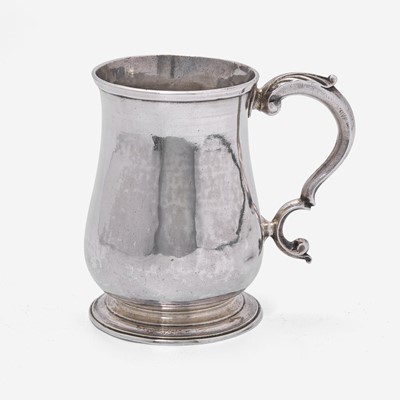 Lot 54 - A child's silver cann