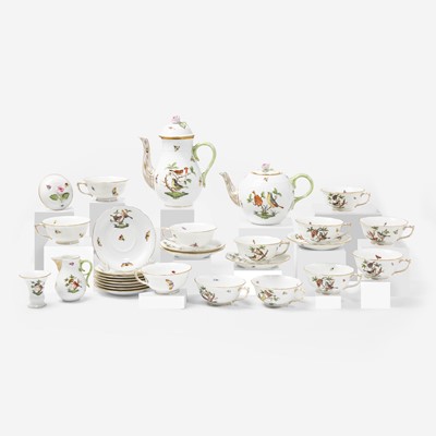 Lot 69 - A Herend porcelain part dinner, tea, and coffee service in the "Rothschild Birds" pattern