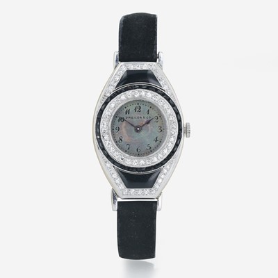 Lot 121 - Art deco platinum lady's Dreicer & Co. strap watch